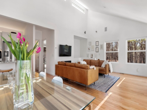 luxury Four_Bedroom Home in Southamptons - Perfect for Families